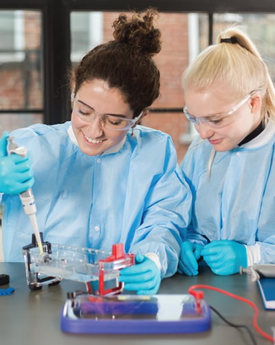 girls performing electrophoresis